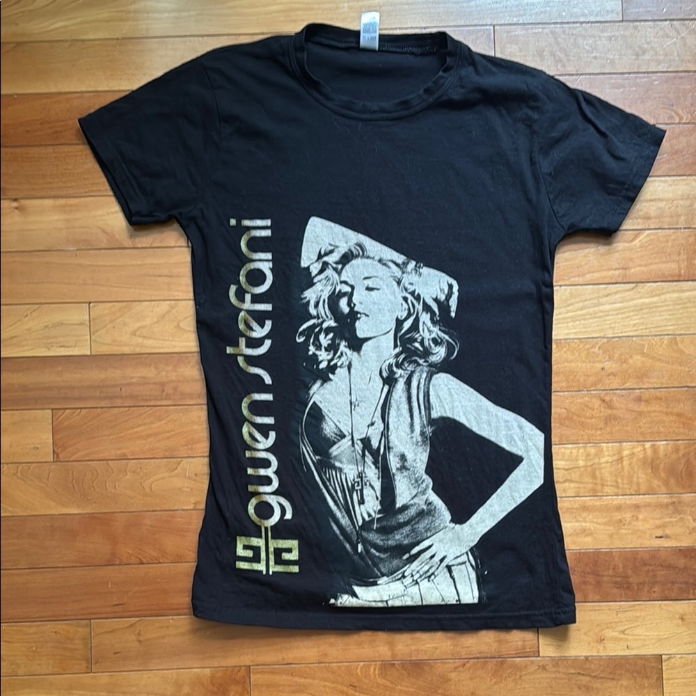 2007 Gwen Stefani The Sweet Escape Tour Concert T-Shirt